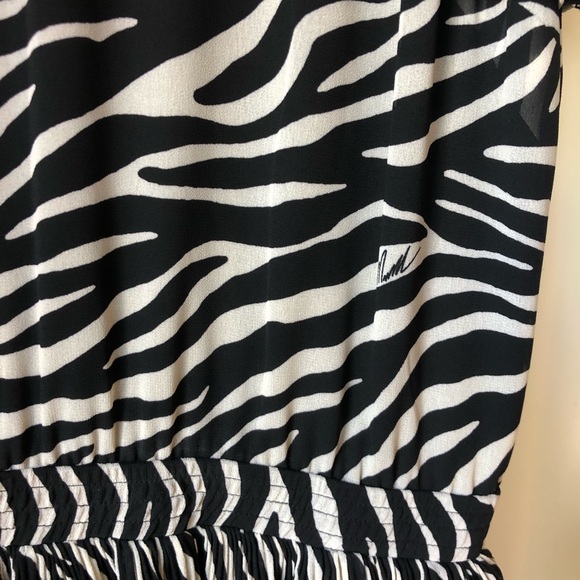 Michael Kors Tiger-Print Georgette Tiered Dress - Picture 8 of 9